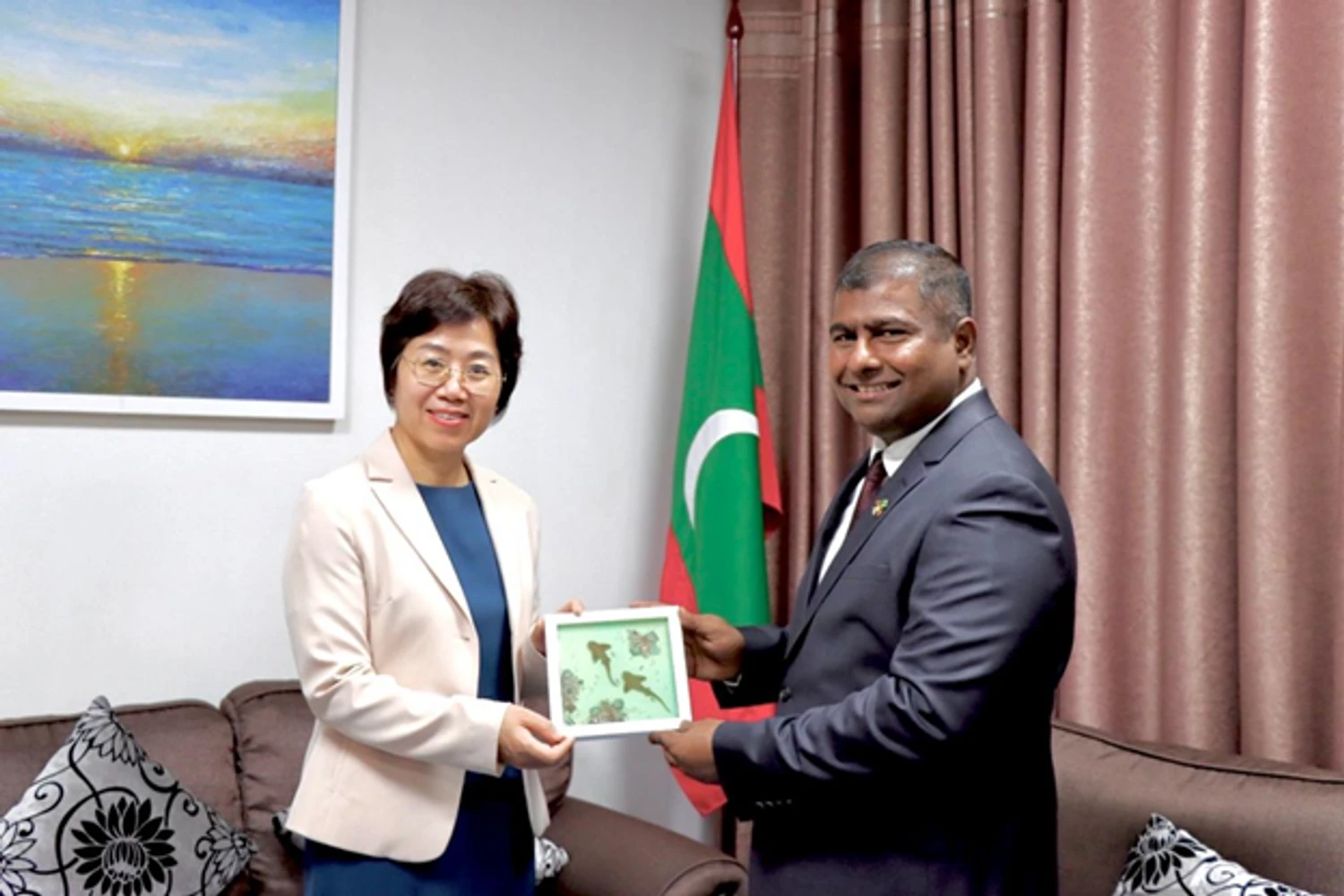 ދިވެހި ސަގާފީ ތަރިކަ ރައްކާތެރިކުރުމަށް ކޮންޒަރވޭޝަން ލެބްރޮޓްރީއެއް ޤާއިމުކުރުމާ ބެހޭ ގޮތުން ޗައިނާއާއި މަޝްވަރާ ކުރައްވައިފި.