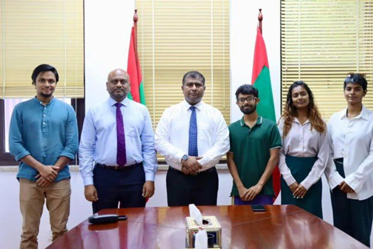 ރައީސް ޑރ. މުޢިއްޒުގެ ތަސައްވުރަކީ ޒުވާން ލޯތަކުން ރާއްޖޭގެ ތާރީޚަށް ބަލާނެ ޒަމާނެއް އުފެއްދުން -ވަޒީރު އާދަމް ނަޞީރު އިބްރާހީމް